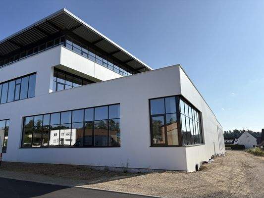 Modernste Büro- Und Verwaltungsräume