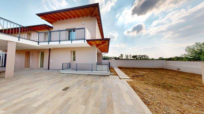 NA-072-15-Villetta-a-Calcinato-BS-08262025_190402.