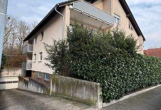 Außenansicht u. Zufahrt zur TG