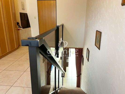 Nun folgen Sie mir bitte nach oben