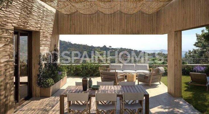Luxury Seafront Flats Amid Nature in Begur