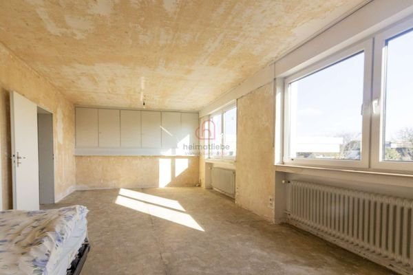 Sonniges Schlafzimmer 