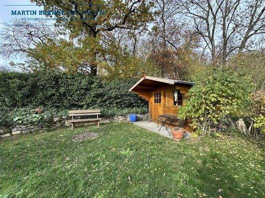 Gartenhaus mit Feuerstelle