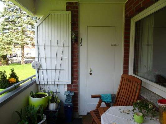Balkon mit Abstellkammer