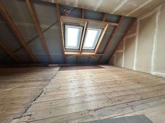 Dachboden...