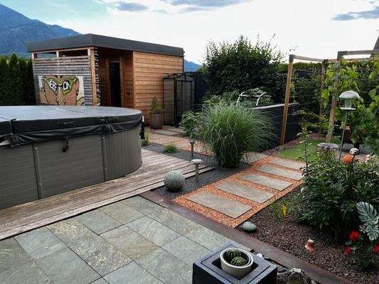 Garten im Sommer - Privataufnahme