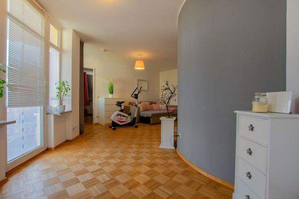 gutgeschnittenes Wohnzimmer