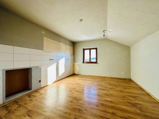 ZIMMER I DACHGESCHOSS