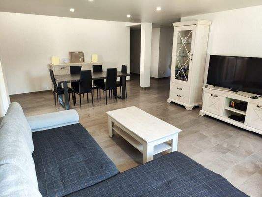 Wohn- und Essbereich 3