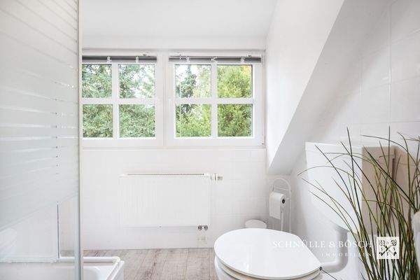 Badezimmer im Dachgeschoss