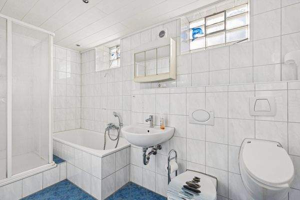 2. Bad im Erdgeschoss 