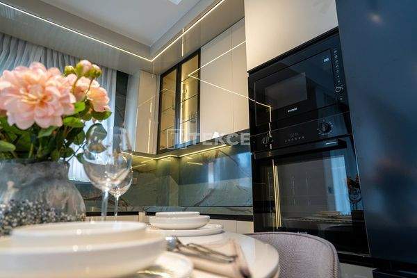 Sea and City View Real Estate in the Heart of Mahmutlar