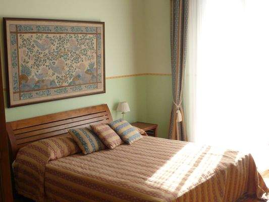 PE894_18 TERRA ITALIA IMMOBILIEN_LIGURIEN_PERINALD