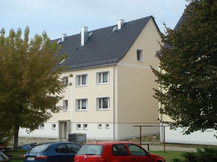 Schöne 3 Zimmer Wohnung in Teichwolframsdorf, komplett saniert