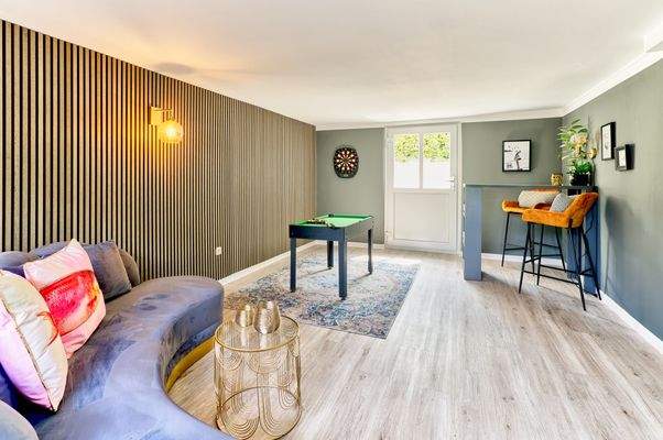 Gemeinschaftsraum UG ,ggf. Büro 