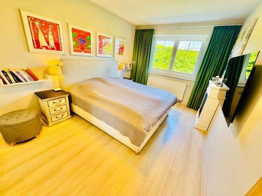 1. Schlafzimmer im Erdgeschoss