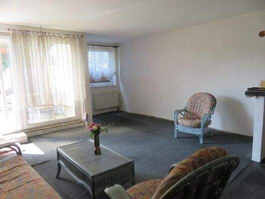 1. Wohnzimmer mit Terrassenausgang