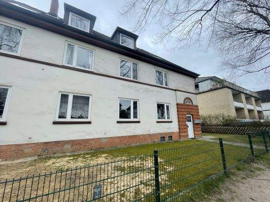 Außenansicht, Front, Fassade (2)