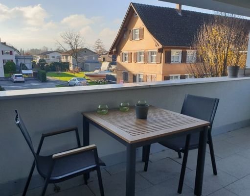 Sonnige Terrassenwohnung mit Aussicht