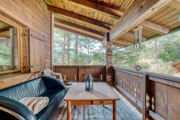 Balkon | Erster Stock