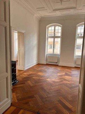 Esszimmer, links i. R. Wohnzimmer.jpg