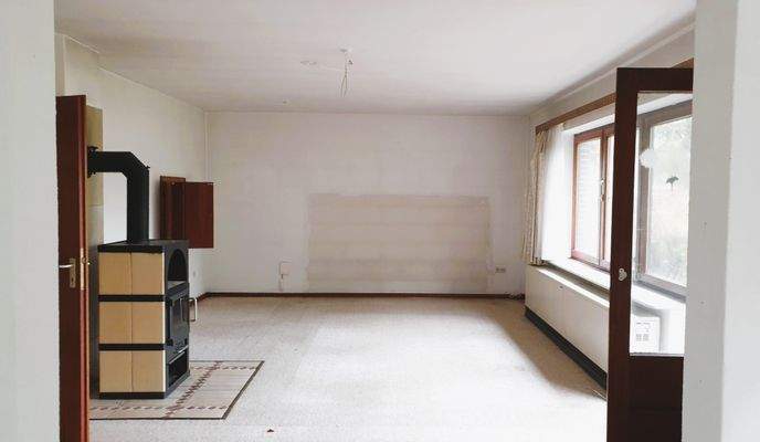 Wohnzimmer, Ofen.jpg