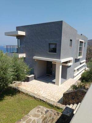 Ostkreta, Roussa Ekklisia: Moderne Luxusvilla in Meeresnähe zu verkaufen