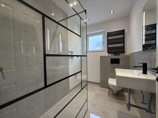 Bad (4-Zi renoviert)