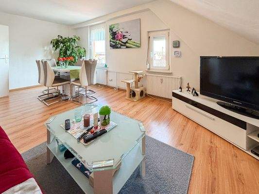 Haus 27_DG_Wohn- und Esszimmer