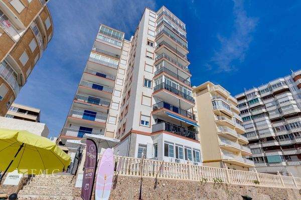 Urbanisation / Nachbarschaft / Urbanisation / Neighborhood / Urbanización / Vecindario