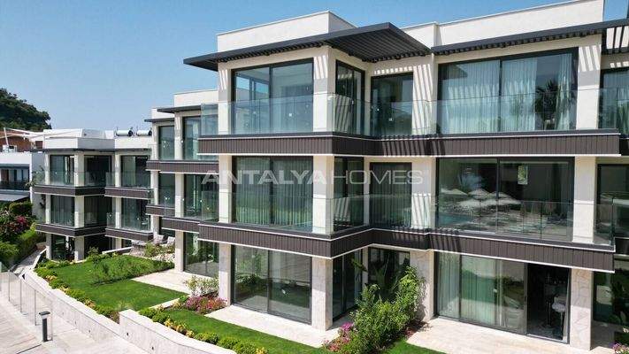 Stylish Apartments in a Beachfront Complex in Yalikavak, Bodrum