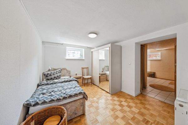 Zimmer im Wohnkeller