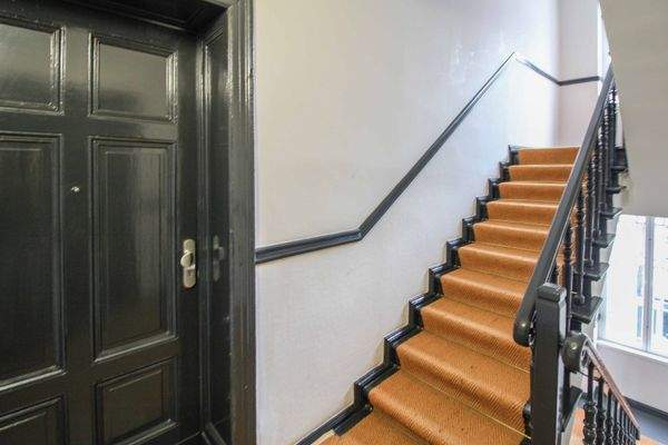 08. Gepflegtes Treppenhaus