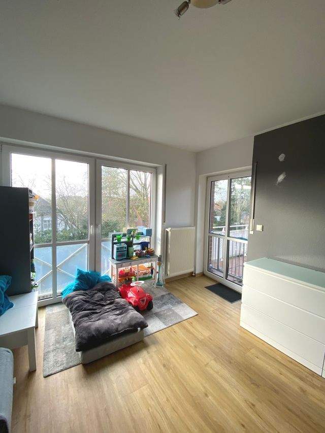 Geräumige 3 ZKB mit Balkon in der Schwedenschanze 65 zu vermieten - Foto 1