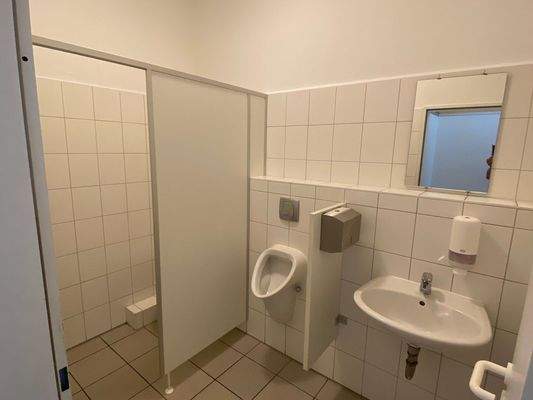 Gäste- WC Herren.jpg