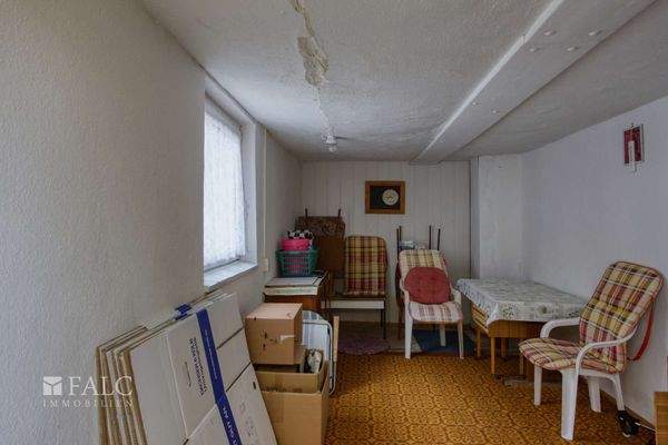 Abstellmöglichkeit Nebengelass