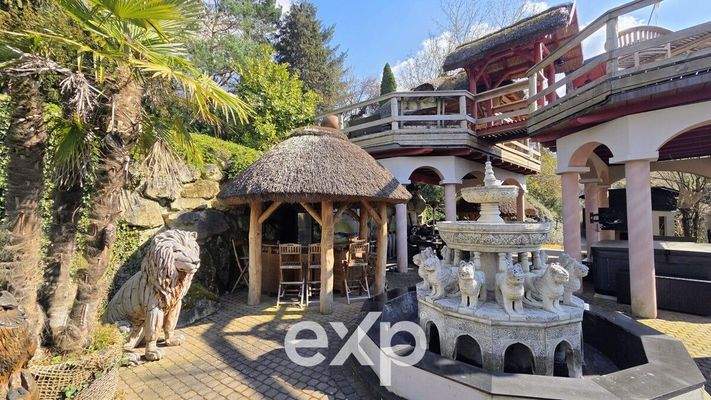 Gartenhaus mit Grillplatz, Whirlpool und Aussichtsdeck