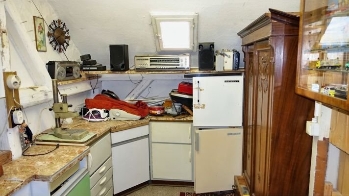 Ausbaufähiges Kinderzimmer im Dachgeschoss