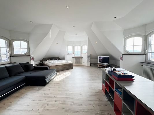 Villa mit traumhaftem Grundstück