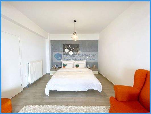 22229587442c4bc2b3a18f1e053e54fb-original