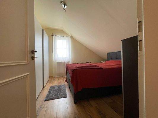 Schlafzimmer/Kinderzimmer