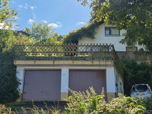 Garagen mit Haus