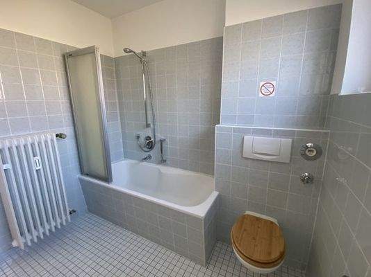 7FE6E07C-E84E-4421-82C6-F993A91B2FF1_1_105_c