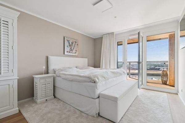 Prestige Master Bedroom mit zeitloser Eleganz