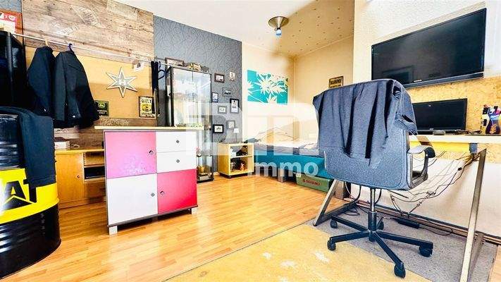 Wohn / Schlafbereich / offene Küche