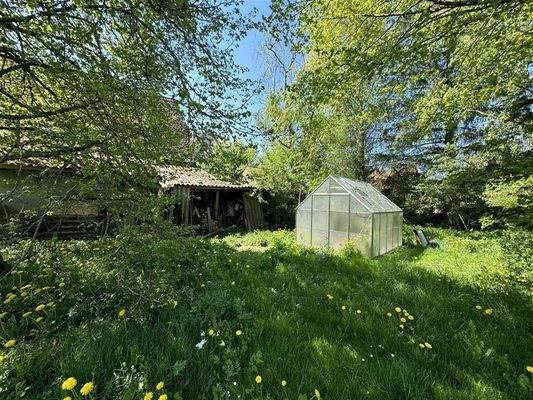 Rückseite vom Haus, Garten