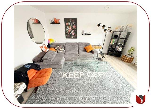 Stilvoll sanierte DG-Wohnung: Dachbalkon, Einbauküche, PKW-Stellplatz - Foto 3