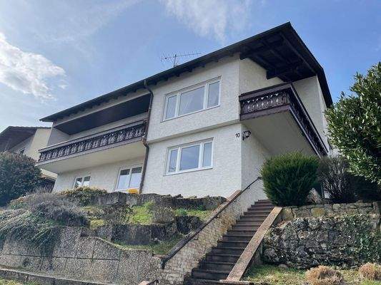 Hanglage des Objektes