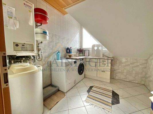 OG HWR/Bügel/Heizung