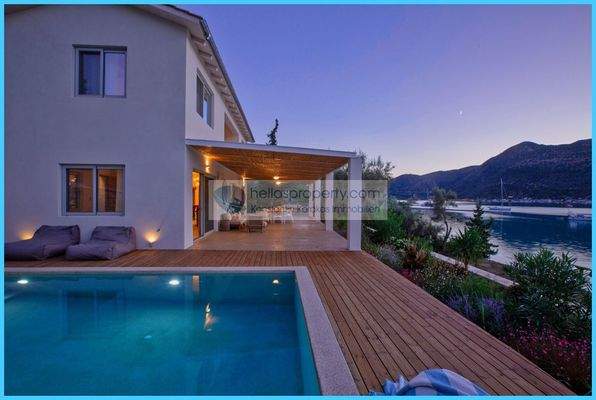 265c342079b0446d96ad6f88a8c6f7f9-original